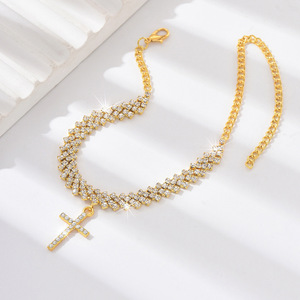 Pour <span class=keywords><strong>Amazon</strong></span> commerce extérieur femmes en forme de diamant strass croix pendentif personnalisé mode alliage bracelets de cheville pour vêtements de plage - Product Image 4