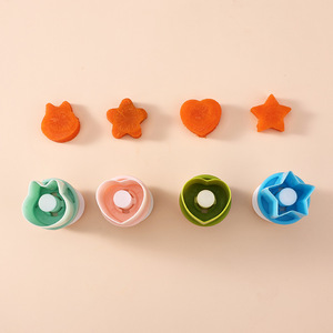 Lot de 4 <span class=keywords><strong>emporte</strong></span>-pièces à ressort en plastique pour biscuits, légumes et fruits, moule à pression pour boîte à bento pour enfants, outils de pâtisserie - Product Image 3