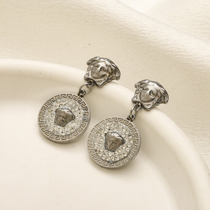 Pendientes de Diseño en Acero Inoxidable Chapado en Oro de 18k, con Diseño de <span class=keywords><strong>Medusa</strong></span>, de Marcas Famosas, para Mujer, Nueva Llegada - Product Image 4