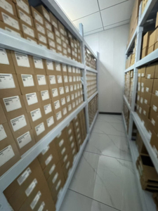 สต็อกคลังสินค้าใหม่ ของแท้ ทรานซิสเตอร์เอาท์พุต PLC 1222 โมดูล I/O ดิจิตอล PLC รุ่น 6ES7222-1BH32-0XB0 - Product Image 3
