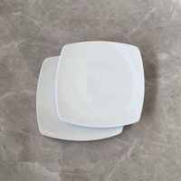 Vente en gros d'usine Assiette plate blanche en porcelaine de 6 pouces en stock pour restaurant, hôtel, mariage, restauration