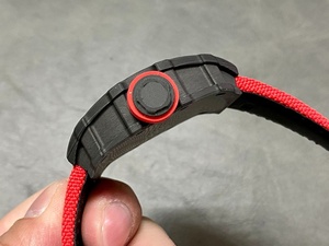 Reloj Mecánico de Pulsera para Hombre, Diseño Tonneau, Correa de Nailon Roja, Deportivo, de Lujo, Ultrafino, Resistente al Agua - Product Image 4