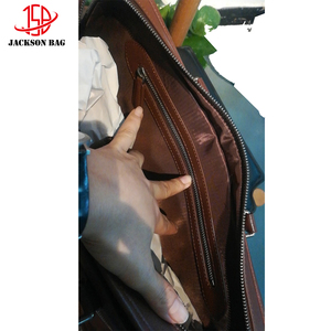 Cowhide के असली लेदर पूर्ण-अनाज सब्जी Tanned नरम और सुरुचिपूर्ण हाथ-महसूस अटैची टिकाऊ कपास अस्तर कार्यालय बैग - Product Image 5