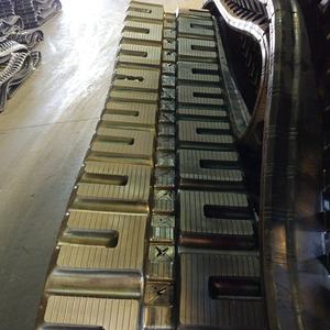 Tapak karet untuk <span class=keywords><strong>Bobcat</strong></span> T180 T190 T550 T590 T595 400X86X49 tapak blok 16" - Product Image 1