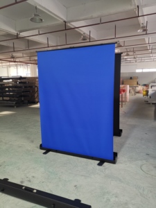 ฉากหลังถ่ายภาพแบบพับได้ สีฟ้า ขนาด 150x200 ซม. พร้อมขาตั้ง สำหรับถ่ายทอดสด - Product Image 4