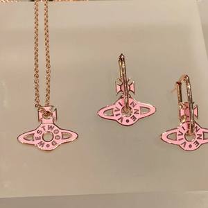 Collier Lettre Empress Dowager Mode, Design Niche, Motifs Soleil, Lune, Saturne, Chaîne Bambou pour Clavicule, Bijoux Unisexe - Product Image 1