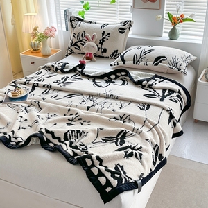 Literie de maison couverture en velours en peluche pour l'automne hiver noir et blanc <span class=keywords><strong>Panda</strong></span> fleur papillon doux chaud <span class=keywords><strong>adulte</strong></span> polaire couverture complète - Product Image 5