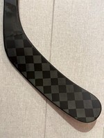 Vente en gros d'usine - Bâton de hockey sur glace pour adultes - Flex 70 75 85 95 10218K - Carbone tissé pour utilisation en compétition - P88 P28 P29