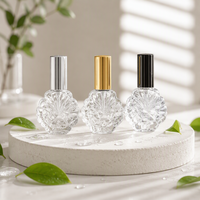 Vente en gros de flacons de parfum en verre miniatures de 15 ml, forme coquille, nouveau design, fond épais, avec vaporisateur et couvercle en aluminium