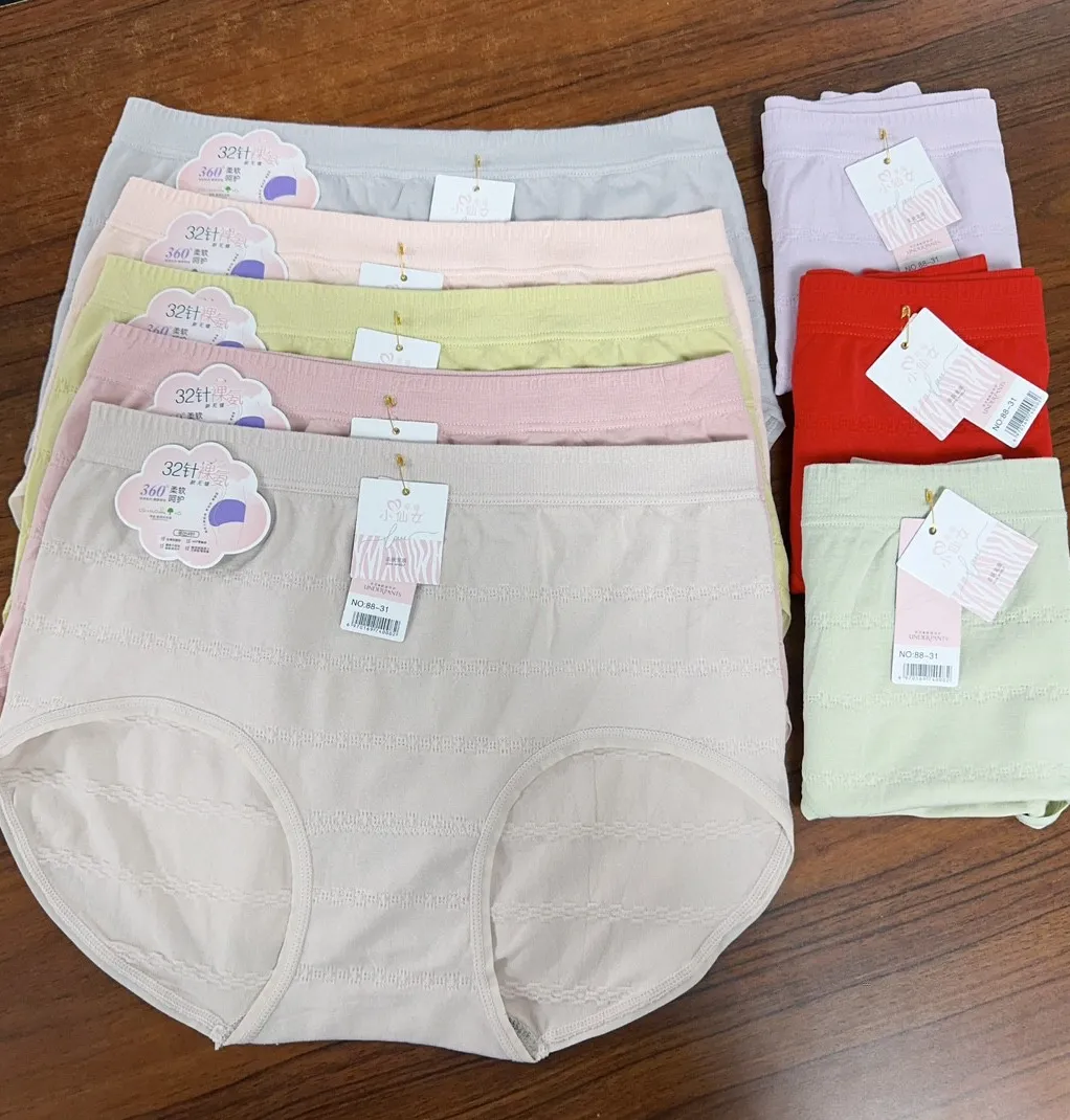 Ropa interior sin costuras de gran tamaño de alta calidad fertilizante de algodón pantalones de abuelita entrepierna antibacteriana calzoncillos cómodos al por mayor