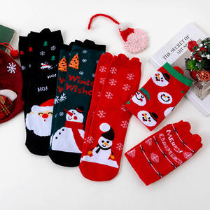Pour <span class=keywords><strong>Amazon</strong></span> Hot-Selling Femmes Mi-mollet Père Noël Bonhomme de neige Renne Chaussettes rouges pour Noël Commerce transfrontalier Tricoté Équipage - Product Image 1