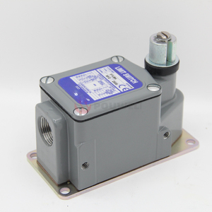 Interrupteur de fin de course intelligent étanche IP67 9007FTUB4M12 SPDT à levier à rouleau à action rapide 5A 250VAC haute performance pour équipement industriel - Product Image 2