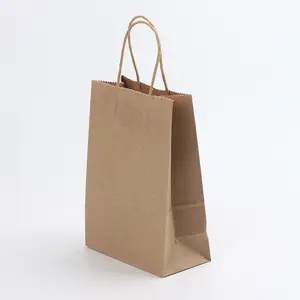 Saco de papel Kraft com alça impressa personalizada de luxo por atacado, embalagem de varejo reciclável, roupas, sapatos, presentes de pele, logotipo de marca, caixa