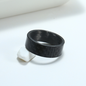 Anillos Negros de Fibra de Carbono para <span class=keywords><strong>Hombre</strong></span> y Mujer, <span class=keywords><strong>Anillo</strong></span> de Boda Punk Único, <span class=keywords><strong>Anillo</strong></span> de Compromiso Antiestrés, Aniversario - Product Image 6