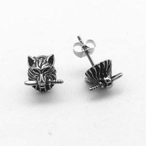 Pendientes con diseño de cabeza de lobo de Yunnique, de acero titanio, diseño de espada, estilo retro, joyería de moda. - Product Image 5