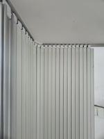 Porte de douche en alliage d'aluminium de taille et de couleur personnalisées avec roulement et fonctionnement du moteur pour RV Caravan Campervan Trailer RV Parts