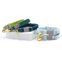 Produits Innovants 2025 pour Petites Entreprises : Collier Doux en Velours pour Chats et Chiens, Collier Premium pour Chats avec Clochette Amovible