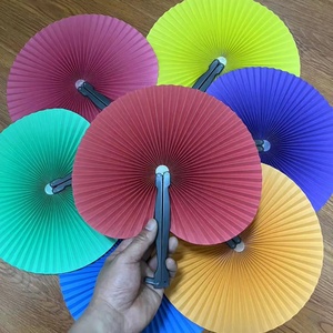 Nouveau style <span class=keywords><strong>Éventail</strong></span> rond en papier en forme de pêche Promotion <span class=keywords><strong>Éventail</strong></span> à main en plastique publicitaire bon marché <span class=keywords><strong>personnalisé</strong></span> Mini <span class=keywords><strong>Éventail</strong></span>s de <span class=keywords><strong>mariage</strong></span> - Product Image 2