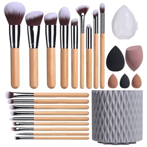 Juego de Brochas de Maquillaje de Alta Gama de 18 Piezas con Tubo de Almacenamiento y Algodón de Huevo, Venta al por Mayor de Fábrica, LOGO Personalizado - Product Image 5