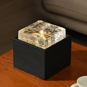 Adornos de Cristal de Resina Cuadrados Creativos con Agua Circulante, Hechos a Mano, con Luz, Modernos, para el Hogar, Oficina, Escritorio, Feng Shui - Product Image 1