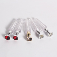 Conteneur de brillant à lèvres de luxe en ABS PP polygone de marque privée vide Tube de brillant à lèvres de luxe échantillon de 2ml avec couvercles en or et argent
