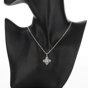 Parure de bijoux délicate en laiton plaqué or 18 carats, sertie de griffes, tendance, collier de mariage pour femme et boucles d'oreilles fleur en zircon - Product Image 4