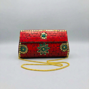 Pochette de soirée artisanale en métal mosaïque perlée demi-lune avec chaîne, sacs de soirée faits à la main - Product Image 1