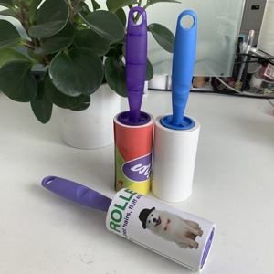 Rodillo Quitapelusas Adhesivo para Limpiar Ropa de Perros y Gatos - Product Image 5
