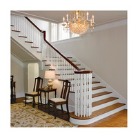 Poteaux de balustrade en bois massif modernes pour intérieur, sur mesure, OEM/ODM, forme personnalisable, fixation par boulons, pour l'intégration.