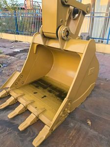 Excavadora CAT 330GC Usada de 30 Toneladas, Motor Cat C7.1 Original de Última Generación, Cucharón de 1.6m³, Pocas Horas de Uso - Product Image 4