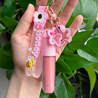 Gloss à lèvres liquide aux herbes, 151 couleurs, avec breloque mignonne et porte-clés |   Gloss à lèvres brillant longue tenue, étiquette privée, logo personnalisé
