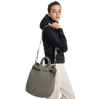 Bolsa de Mano Impermeable y Transpirable de Nailon de Gran Capacidad, Elegante y Versátil, para Viajes, al Aire Libre, Bandolera para Mujer, DAW037