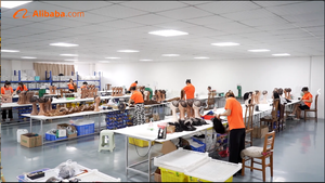 100% cabello humano de alta calidad 180% densidad cabello completo transparente encaje frontal pelucas Color claro Rubio <span class=keywords><strong>Ombre</strong></span> Color ondulado pelucas de estilo - Product Image 6