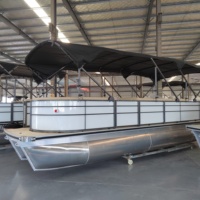 Bateau de Luxe en Aluminium Soudé pour Yacht Sportif 7,5m (25ft) avec Transat et Certification CE – Idéal pour la Navigation Fluviale