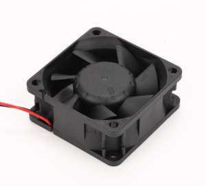 Ventola Assiale DC Brushless 60x60x25mm 5V 12V 24V Ventola di Raffreddamento DC con Cuscinetto a Sfera per Attrezzature Agricole, Allevamenti di Pollame, Armadi di Controllo - Product Image 3