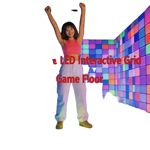 Équipement de parc de trampolines interactif et éducatif immersif pour l'intérieur et l'extérieur, idéal pour les jardins d'enfants et les centres commerciaux, en métal, plastique et LED - Product Image 1