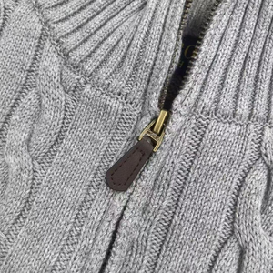 Maglione Pullover da <span class=keywords><strong>Uomo</strong></span> Personalizzato in Misto <span class=keywords><strong>Cotone</strong></span> con Zip, Collo Alto, Logo Ricamato e Lavorazione a Trecce per la Stagione Autunnale - Product Image 4