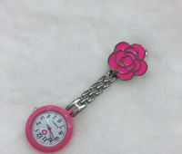 Montre de poitrine personnalisée en quartz et métal rose pour infirmière, vente en gros, Reloj De Enfermera