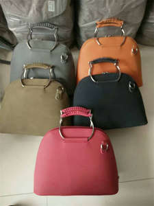 Bolsos Usados de Alta Calidad Seleccionados VIP en Fardos - Product Image 4