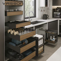 Meuble de cuisine modulaire en panneaux MDF mélaminés gris brillant, étanche et écologique, avec comptoir en marbre et charnières suspendues pour appartement