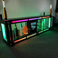 Logo personnalisé LED Lumineux VIP Bouteille Service Champagne Rack Glorifier 10 Bouteilles Vin Transporteur Chariot VIP Présentateur Affichage