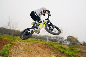 Nouveau <span class=keywords><strong>Vélo</strong></span> <span class=keywords><strong>Électrique</strong></span> Tout-Terrain pour Enfants 2026, Cadre en Alliage d'Aluminium, Suspension Intégrale, Freins à Disque Hydrauliques, 20 Pouces, <span class=keywords><strong>Électrique</strong></span> 48V 13AH Lithium - Product Image 4