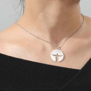 Collier Croix Crucifix Jésus Myshape, Pendentif Statue <span class=keywords><strong>Christ</strong></span> Sauveur en Acier Inoxydable, Cadeau Religieux pour Prière et <span class=keywords><strong>Bible</strong></span> - Product Image 5