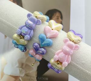 Pulseira de Coração com Charme de Urso de Resina para Mulheres, Ajustável, Macramê, Pulseira Colorida com Contas, Joias da Moda para Uso Diário - Product Image 2