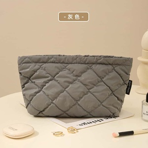 Enjoy Travel Quilted Cosmetic Bag Medium Size Zipper Closure Portable <b>Makeup</b> <b>Case</b> Simple Diamond Pattern Beige Color - Product Image 2