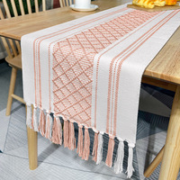 Chemin de table de luxe en coton lin décoration motif délicat design chemins de table à manger avec pompon Jacquard Banquet de mariage