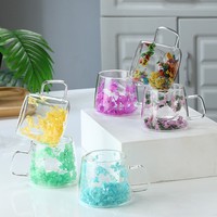 Cangkir bunga kering dinding ganda desain Eropa Modern dengan bunga lucu untuk Teh & Kopi