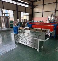 Machine à mousser l'argile et la pâte à modeler Huaguan Super Light avec équipement d'extrusion à vis simple, haute productivité, puissance 20 kW