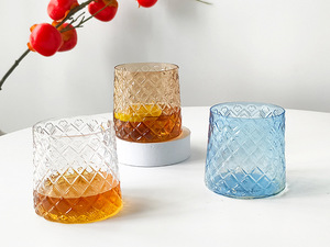 Gobelet en plastique PET durable de 12 oz à motif diamant pour la maison, le bar, les fêtes, les restaurants, la bière en plein air - Product Image 3