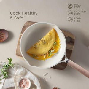 Ensemble de casseroles EcoCook antiadhésives 4 pièces couleur crème avec poignées en bois, compatibles four et cuisson à induction - Product Image 5